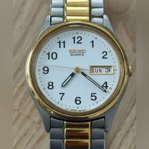 Seiko Vintage Watch White Dial Two-Tone Bracelet Day/Date Window New Battery